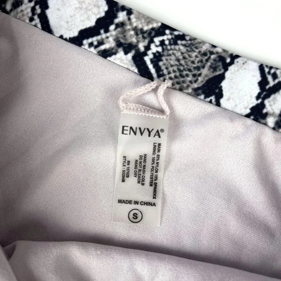 Envya Womens Small Snake Print Tank Top Bikini High Waisted Like New Swim - Picture 4 of 4